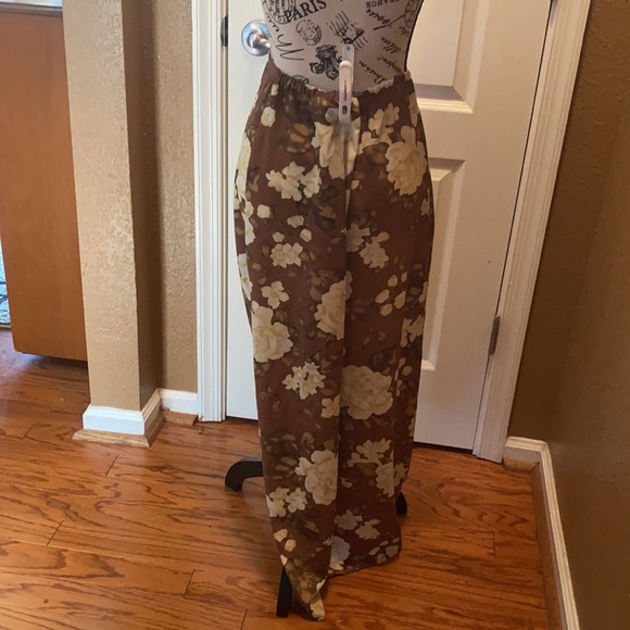 Express - Picture 2 of 4